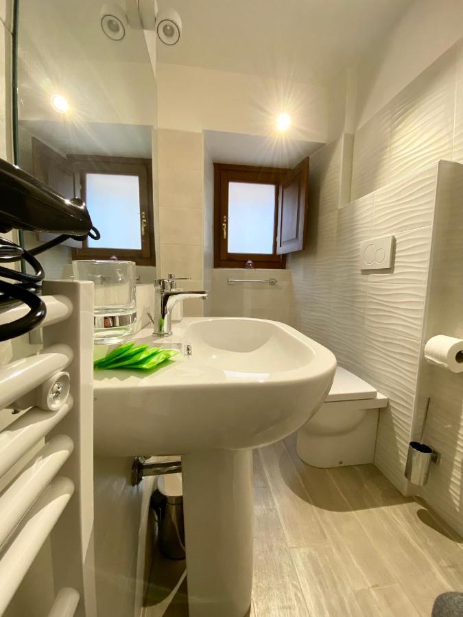 La Suite Aquilana ลาควิลา ภายนอก รูปภาพ